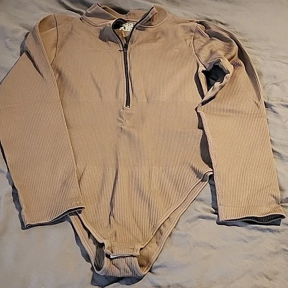 OQQ 2 pk bodysuit NEW - Picture 8 of 14